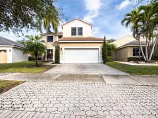 /assets/img/jayvil/projects/house-weston/1.jpg