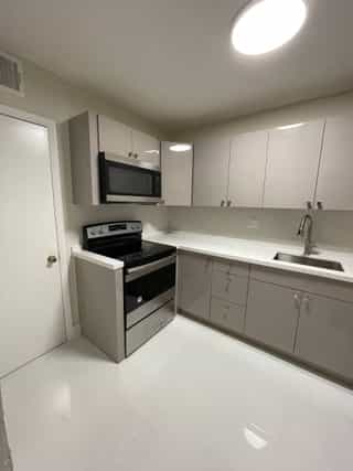 /assets/img/jayvil/projects/remodeled-apartment/1.JPG