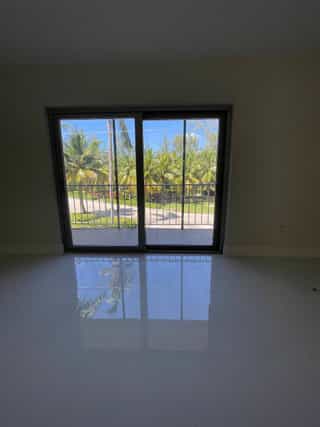 /assets/img/jayvil/projects/remodeled-apartment/8.JPG
